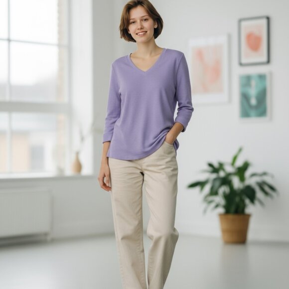 CHICO'S LAVENDER V-NECK 3/4-SLEEVE FLARED HIP 100% COTTON SHIRT SIZE 1 (M) NWOT - Picture 2 of 8